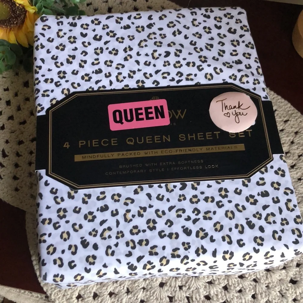 Harlow Fine Linens 4-Piece Queen Sheet Set - Leopard Print